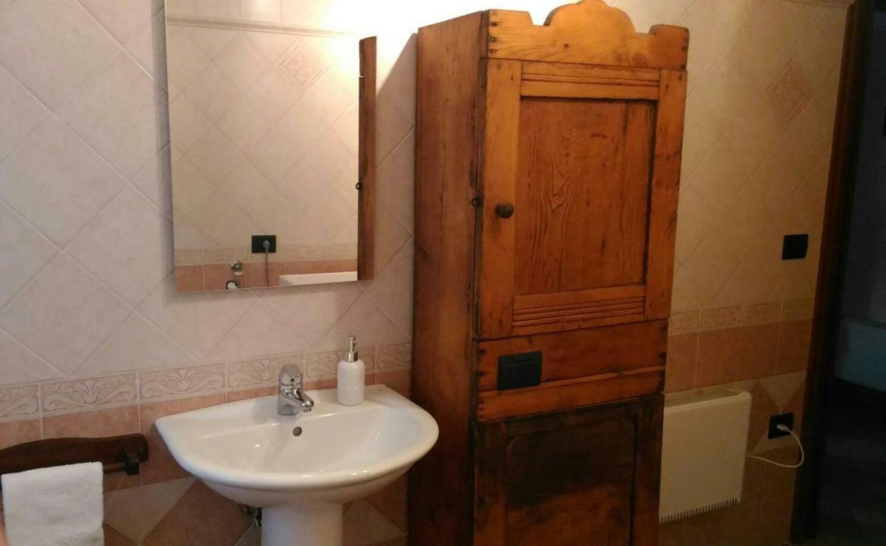 Holiday home Maison Bellevue Vda-perloz-n 0001 Pont-Saint-Martin